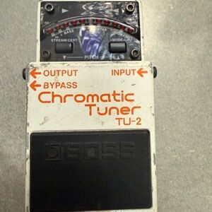 Boss TU-2 Chromatic Tuner Pedal - White and Orange